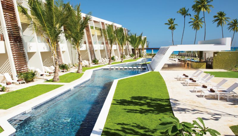 NOOPC_PreferredClub_FamilyPool_1A