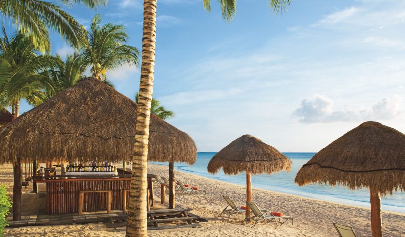 SUSCZ_BAR_TortugaBeachBar_2