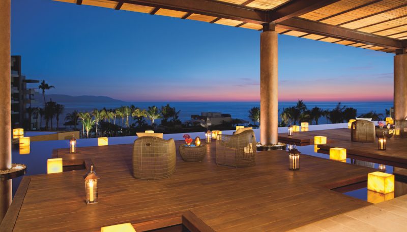 NOAPV_LobbyTerrace_Night_2