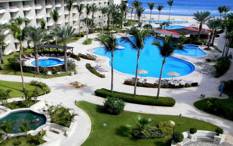 barcelo-grand-faro-los-cabos-1513178837
