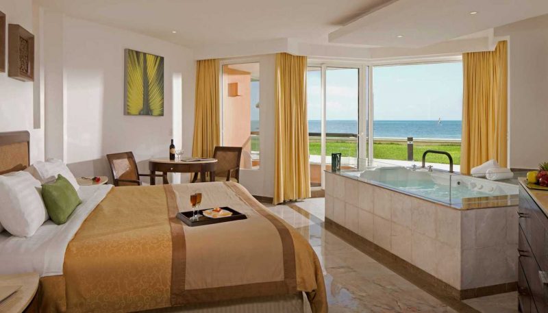 moon-palace-cancun-41276908-1539876280-ImageGalleryLightboxLarge