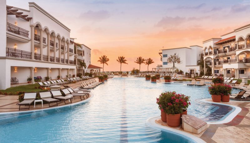 Hilton-Playa-Del-Carmen-Pool (1)