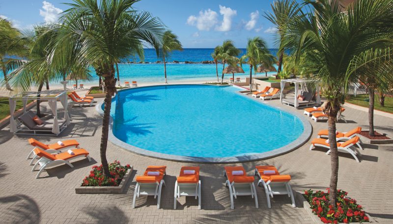 SUCUR_PreferredClub_pool_2