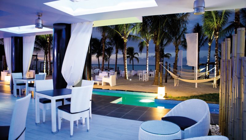 XJM_13_015 - Chill out_beach bar