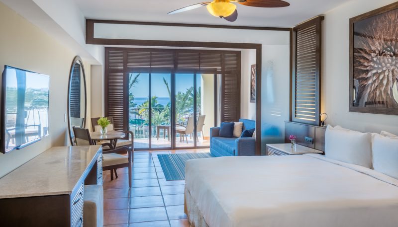 Hyatt-Ziva-Los-Cabos-Pool-View-Master-King